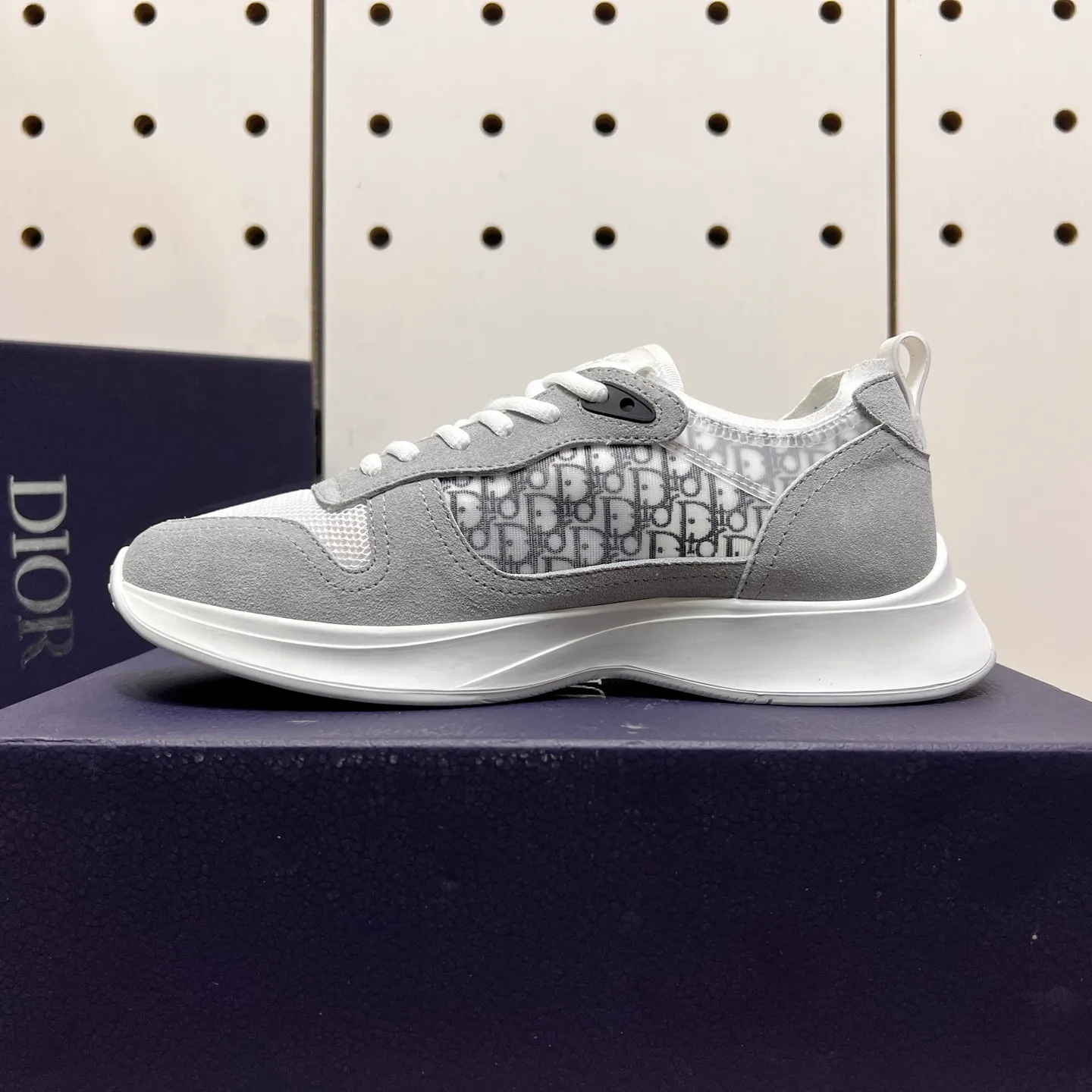 Men's Men's Shoes 💰: 380💰《Dior》The latest and most popular casual shoes, top brand [seduce] luxury~purchase, top~quality. [Strong] The upper is made of imported breathable cowhide with material ➕ breathable sheepskin feet (•) and fine workmanship. Original stylish and stylish soft rubber wear-resistant foreskin outsole, light and comfortable on the foot, size: 38-44, (customized 45, 46), four colors available